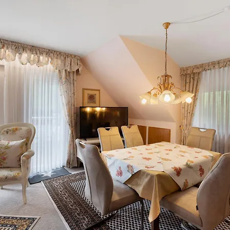 Haus Haag * Enzklösterle